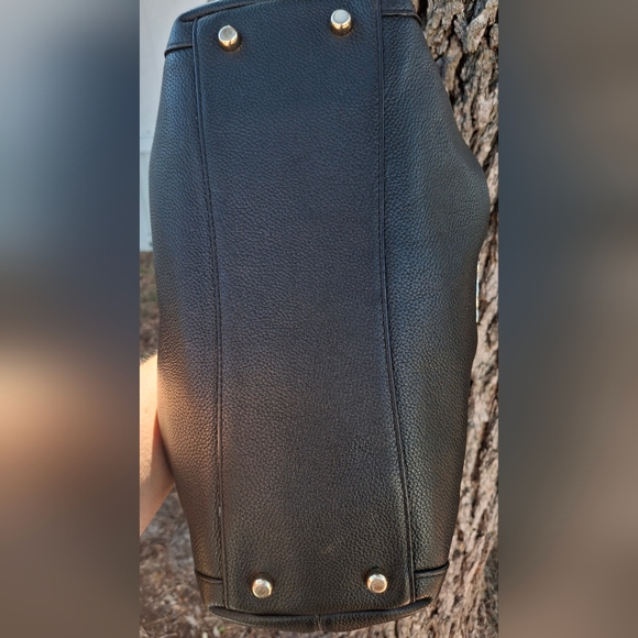 Coach 36464 Edie Handbag Shoulder Bag Tote Purse - Picture 4 of 9